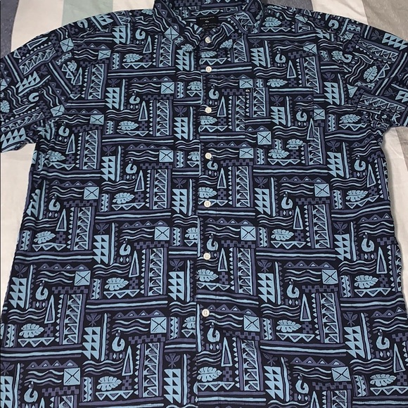 Quiksilver Other - Quiksilver Tribal Design Button Up